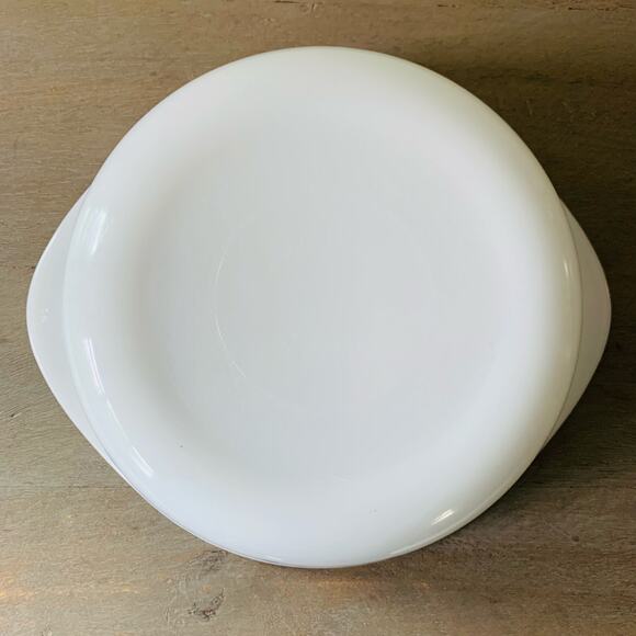 Vintage Glasbake 1 1/2 Qt Casserole Ovenware with Blue Flowers Made in USA - Picture 8 of 9